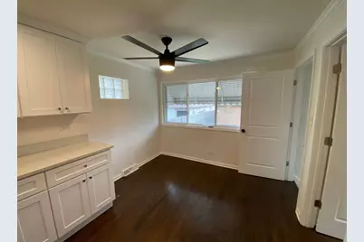 5749 W 63rd Place, Chicago, IL 60638 - Photo 7