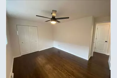 5749 W 63rd Place, Chicago, IL 60638 - Photo 11