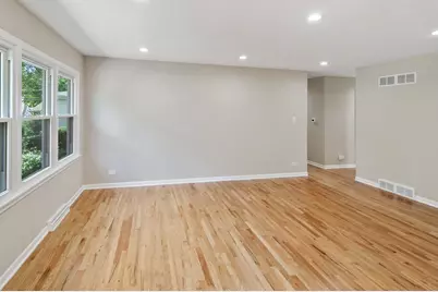 145 Walton Street, Barrington, IL 60010 - Photo 9