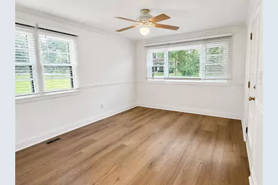 21365 W Ridge Road, Lake Zurich, IL 60047 - Photo 5