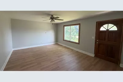 1900 Longmeadow Drive, Lindenhurst, IL 60046 - Photo 7