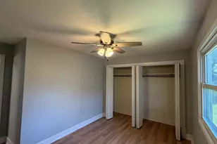 1900 Longmeadow Dr, Lindenhurst, IL 60046 - Photo 19