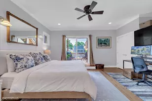 1717 W Nelson St, Chicago, IL 60657 - Photo 23