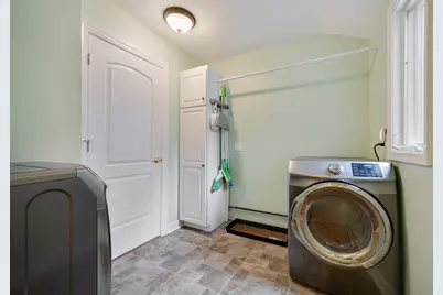 810 N Allen Avenue, McHenry, IL 60050 - Photo 17