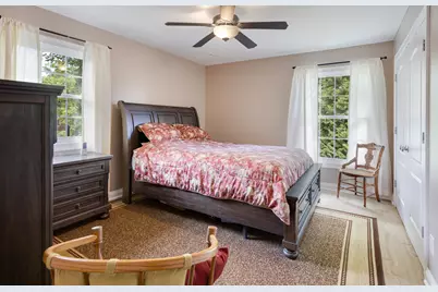 810 N Allen Avenue, McHenry, IL 60050 - Photo 13