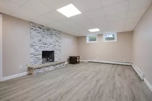 810 N Allen Ave, McHenry, IL 60050 - Photo 23