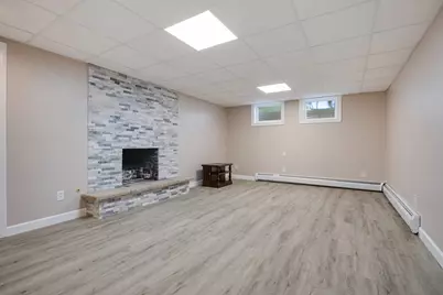 810 N Allen Avenue, McHenry, IL 60050 - Photo 19