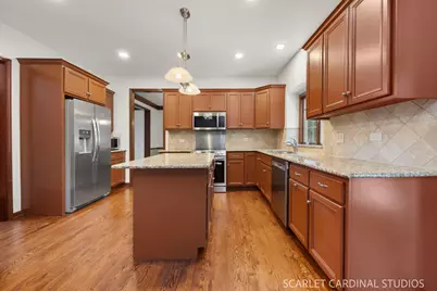 609 Spruce Court, Oswego, IL 60543 - Photo 5