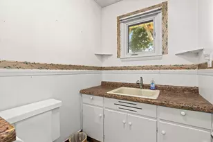 492 N 23rd Rd, Oglesby, IL 61348 - Photo 7
