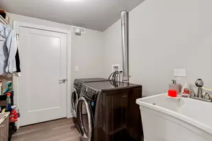 1810 S Racine Ave, Chicago, IL 60608 - Photo 23