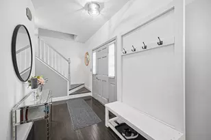 90 Rodenburg Rd, Roselle, IL 60172 - Photo 3
