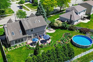 90 Rodenburg Rd, Roselle, IL 60172 - Photo 23