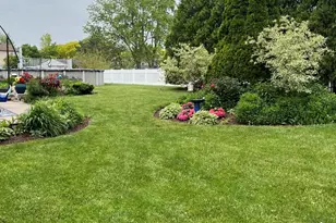 90 Rodenburg Rd, Roselle, IL 60172 - Photo 27