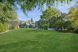 2130 Magnolia Ln, Highland Park, IL 60035 - Photo 31