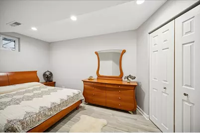 2130 Magnolia Lane, Highland Park, IL 60035 - Photo 23