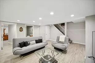 2130 Magnolia Ln, Highland Park, IL 60035 - Photo 21