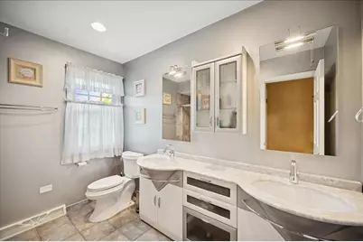 2130 Magnolia Lane, Highland Park, IL 60035 - Photo 17