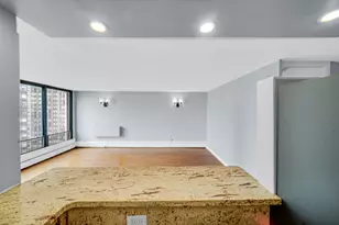 5740 N Sheridan Rd, Chicago, IL 60660 - Photo 9