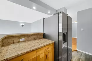5740 N Sheridan Rd, Chicago, IL 60660 - Photo 7