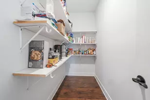 945 N Lawler Ave, Chicago, IL 60651 - Photo 13