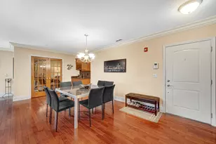 405 W Pierce Rd, Itasca, IL 60143 - Photo 9