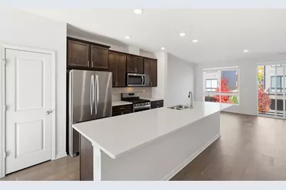 1300 Catalina Court, Schaumburg, IL 60173 - Photo 9