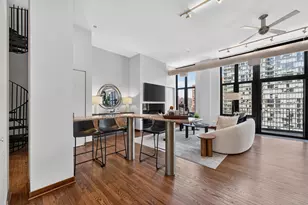 333 W Hubbard St, Chicago, IL 60610 - Photo 13