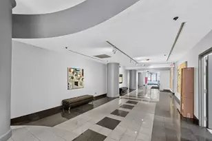 333 W Hubbard St, Chicago, IL 60610 - Photo 3