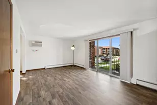 6308 W 64th Pl, Chicago, IL 60638 - Photo 7