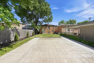 415 W 95th Pl, Chicago, IL 60628 - Photo 35