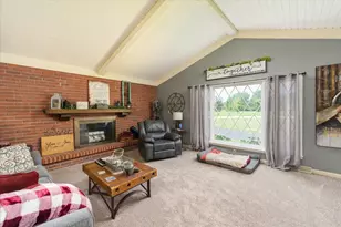 1910 Hickory Ln, Princeton, IL 61356 - Photo 9