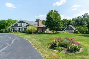 1910 Hickory Ln, Princeton, IL 61356 - Photo 1