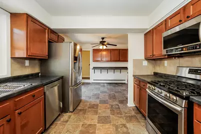 215 S Prairie Road SE, New Lenox, IL 60451 - Photo 9