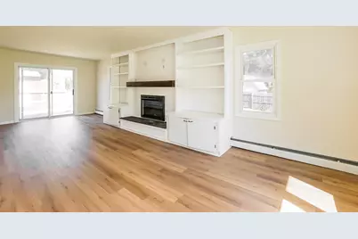 215 S Prairie Road SE, New Lenox, IL 60451 - Photo 3
