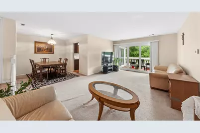 256 Southwick Court #256, Vernon Hills, IL 60061 - Photo 5