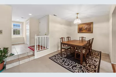 256 Southwick Court #256, Vernon Hills, IL 60061 - Photo 7