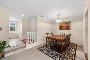 256 Southwick Ct, Vernon Hills, IL 60061 - Photo 7