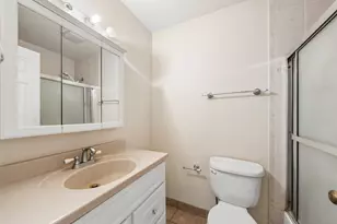 256 Southwick Ct, Vernon Hills, IL 60061 - Photo 17
