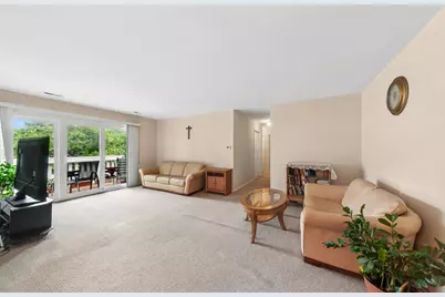 256 Southwick Court #256, Vernon Hills, IL 60061 - Photo 3