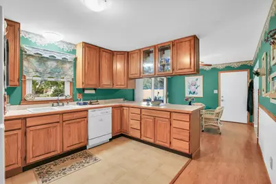 106 W Willow Street, Fairbury, IL 61739 - Photo 13