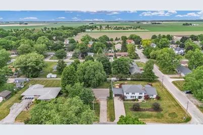 106 W Willow Street, Fairbury, IL 61739 - Photo 33