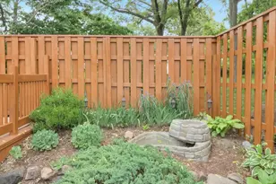 5559 E Boy Scout Rd, Saint Anne, IL 60964 - Photo 11