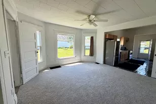 38 Maple St, Saunemin, IL 61769 - Photo 5