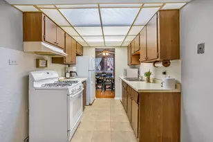 9661 S Karlov Ave, Oak Lawn, IL 60453 - Photo 15
