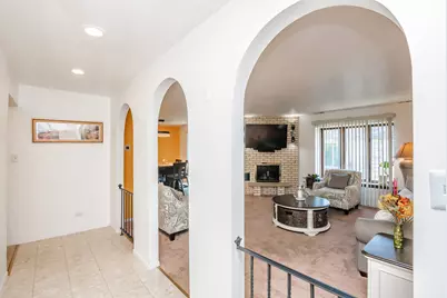 4041 W 97th Street #2N, Oak Lawn, IL 60453 - Photo 3