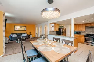 4041 W 97th St, Oak Lawn, IL 60453 - Photo 9