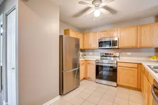 1600 McClure Rd, Aurora, IL 60505 - Photo 9