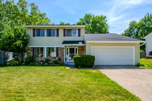 30W071 Elmwood Ct, Warrenville, IL 60555 - Photo 1