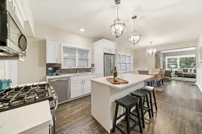 2339 Clarence Avenue, Berwyn, IL 60402 - Photo 5