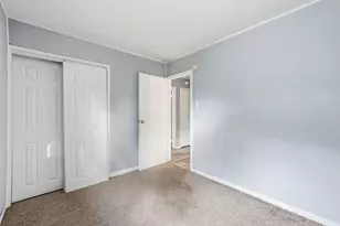 204 Washington St, Park Forest, IL 60466 - Photo 13